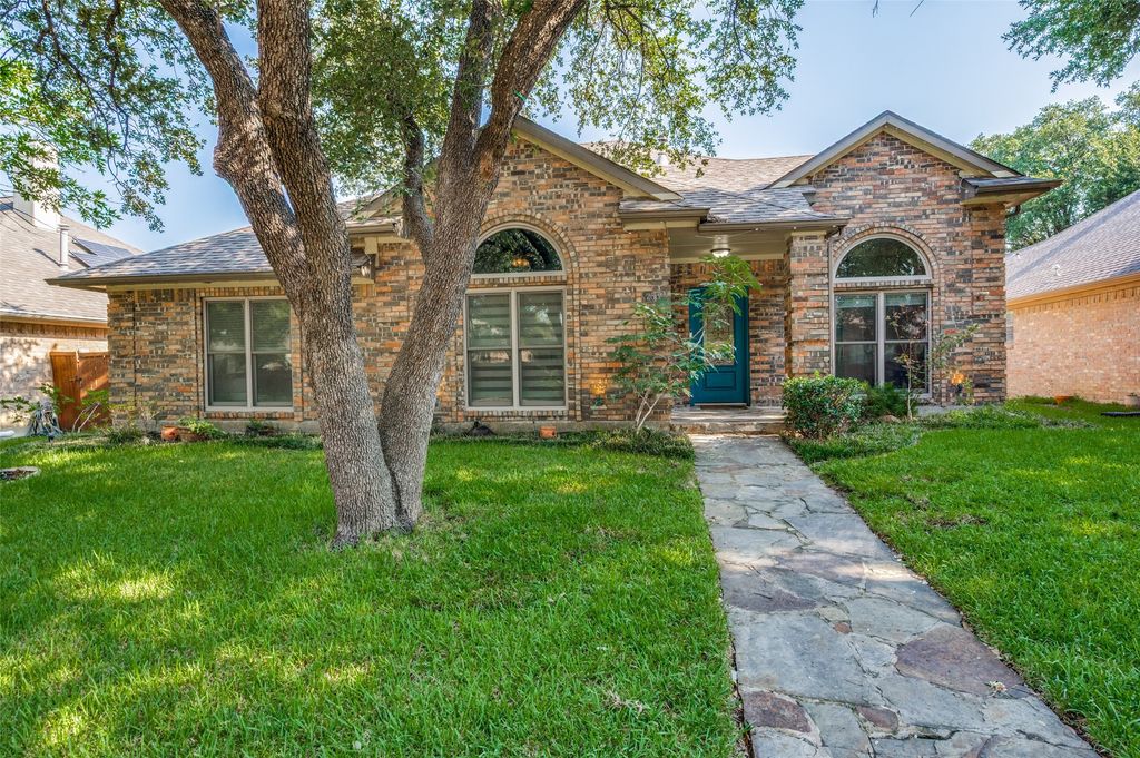 755 Red River Trail, Irving, TX 75063 — exterior