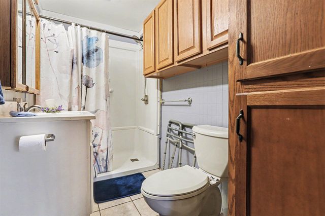 7511 E Drive N, Battle Creek, MI 49014