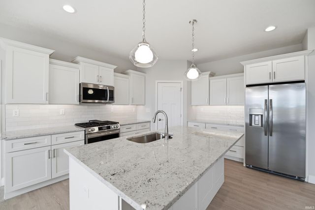 3898 Burnley Drive, West Lafayette, IN 47906