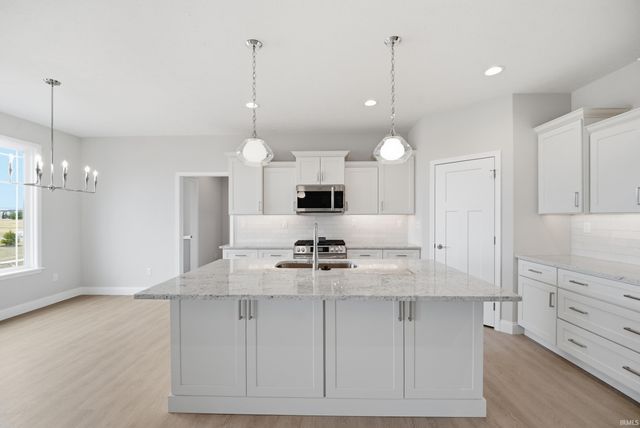 3898 Burnley Drive, West Lafayette, IN 47906