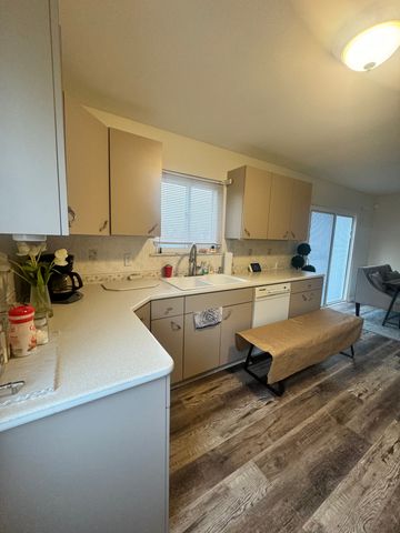 5117 FREDRICK Drive, Sterling Heights, MI 48310