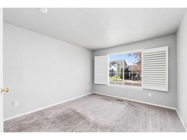 11292 Kingston St, Commerce City, CO 80640