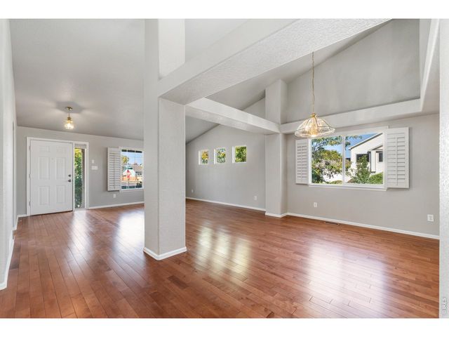 11292 Kingston St, Commerce City, CO 80640