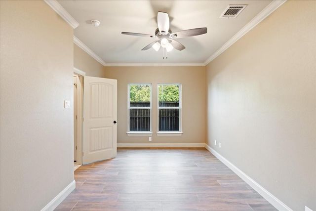 1516 Amundsen Street, Houston, TX 77009