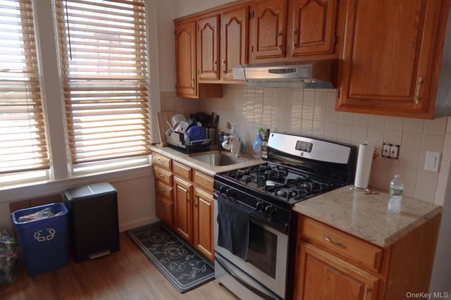 778 Adee Avenue, Bronx, NY 10467