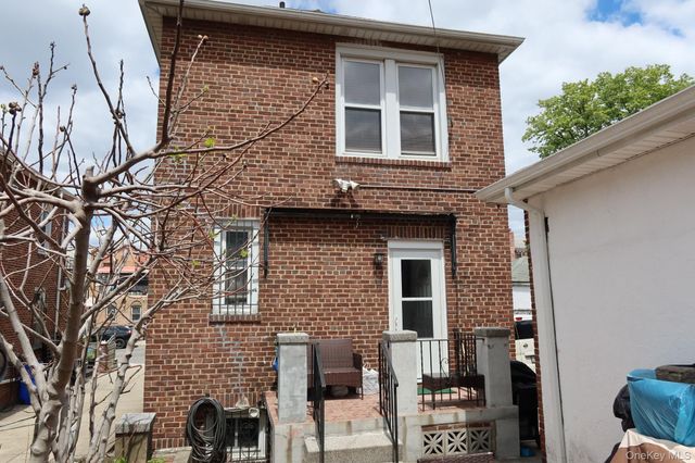 778 Adee Avenue, Bronx, NY 10467