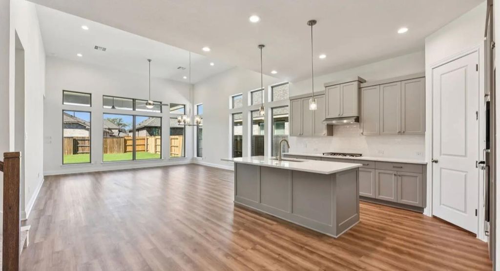 533 Prickly Poppy LOOP, Kyle, TX 78640