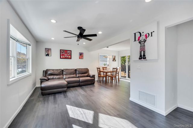 15 Lehigh Avenue, Centereach, NY 11720