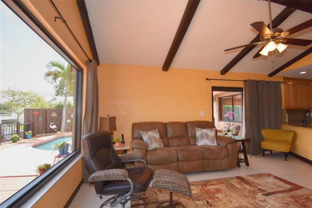 4148 NW 19TH Terrace, Oakland Park, FL 33309