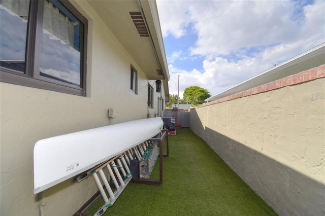 4148 NW 19TH Terrace, Oakland Park, FL 33309