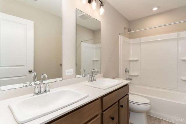 5004 Ross Ridge, Morrow, OH 45152