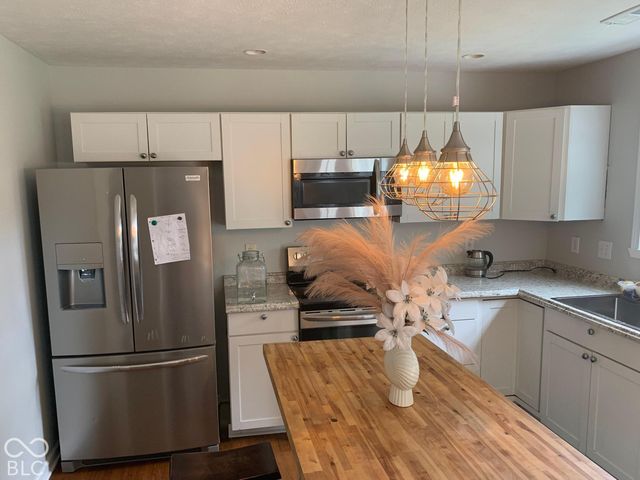 1601 Creekside, Brownsburg, IN 46112