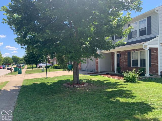 1601 Creekside, Brownsburg, IN 46112