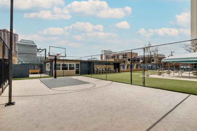 655 W Irving Park Road 4808, Chicago, IL 60613