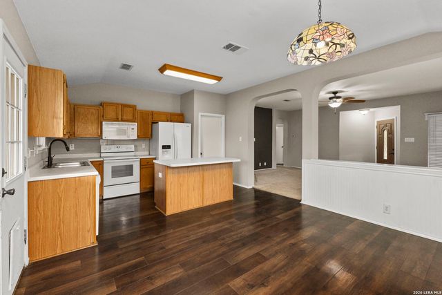 5131 Stormy Hls, San Antonio, TX 78247