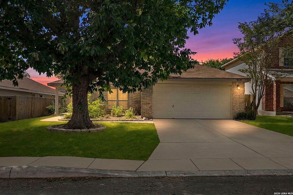 5131 Stormy Hls, San Antonio, TX 78247
