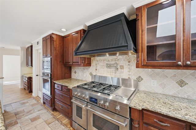 6613 Cardinal Drive, Flower Mound, TX 75022