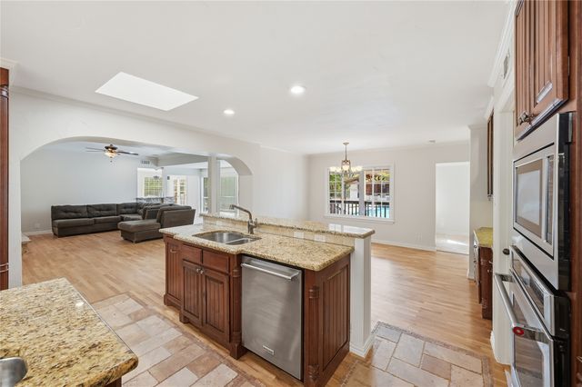 6613 Cardinal Drive, Flower Mound, TX 75022