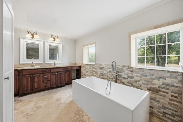 6613 Cardinal Drive, Flower Mound, TX 75022