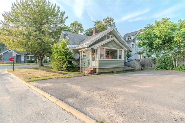 17 Crossmon Street, Alexandria, NY 13607