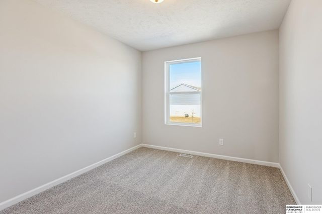 4715 E 21st Avenue, Fremont, NE 68025