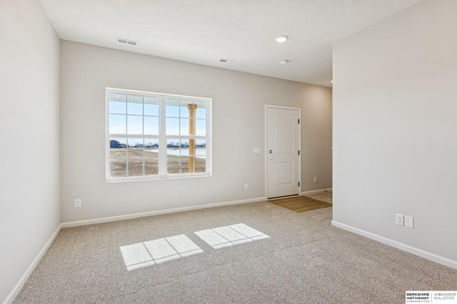 4715 E 21st Avenue, Fremont, NE 68025