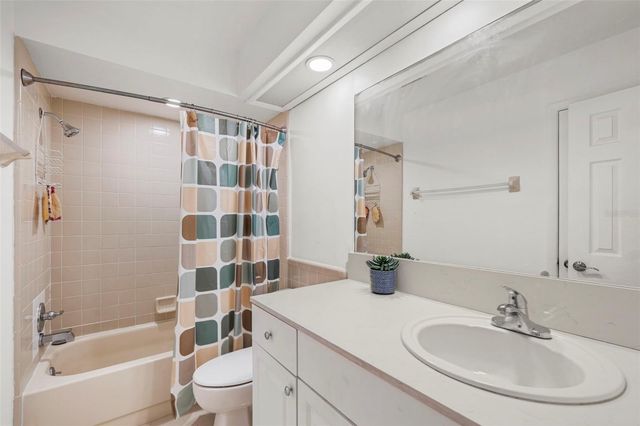 606 TURNBERRY COURT, Winter Haven, FL 33884