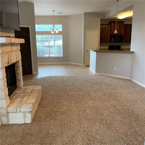 160 Otono LOOP, Kyle, TX 78640