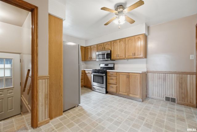 507 W PARTRIDGE Street, Metamora, IL 61548