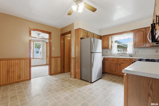 507 W PARTRIDGE Street, Metamora, IL 61548
