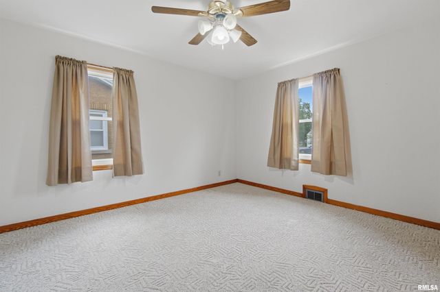 507 W PARTRIDGE Street, Metamora, IL 61548