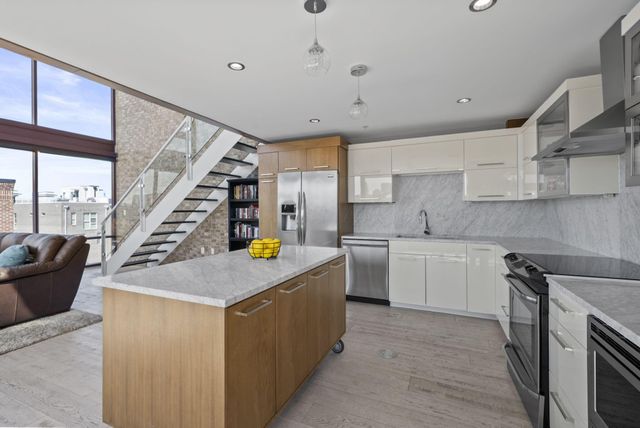 367 Auden Avenue, 302, Columbus, OH 43215