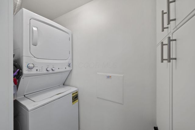 367 Auden Avenue, 302, Columbus, OH 43215