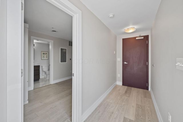 367 Auden Avenue, 302, Columbus, OH 43215