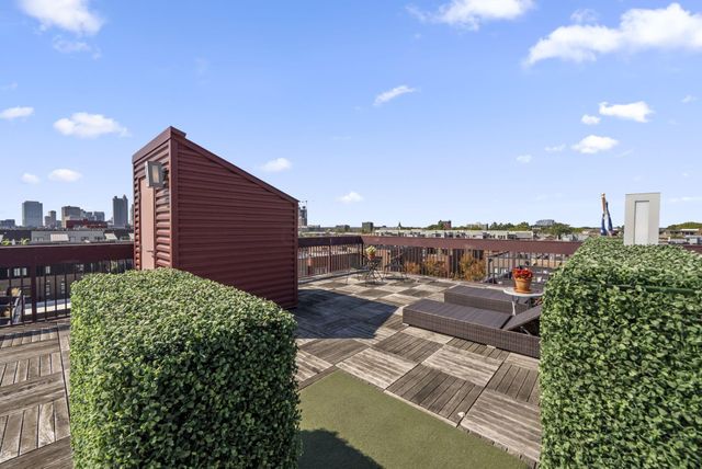 367 Auden Avenue, 302, Columbus, OH 43215