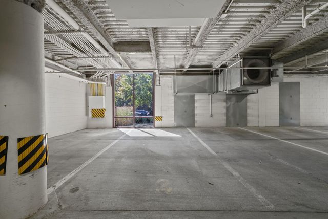 367 Auden Avenue, 302, Columbus, OH 43215