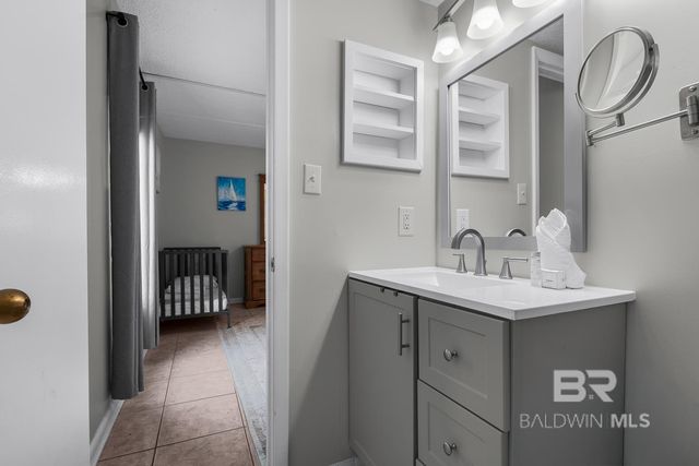 333 W Beach Boulevard 311, Gulf Shores, AL 36542