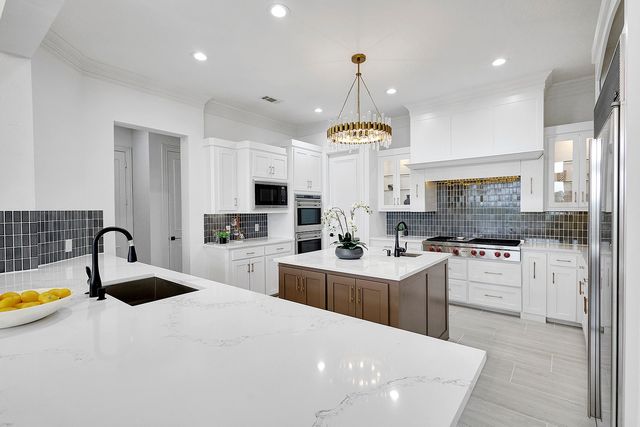 2417 Hollow Hill Lane, Lewisville, TX 75056