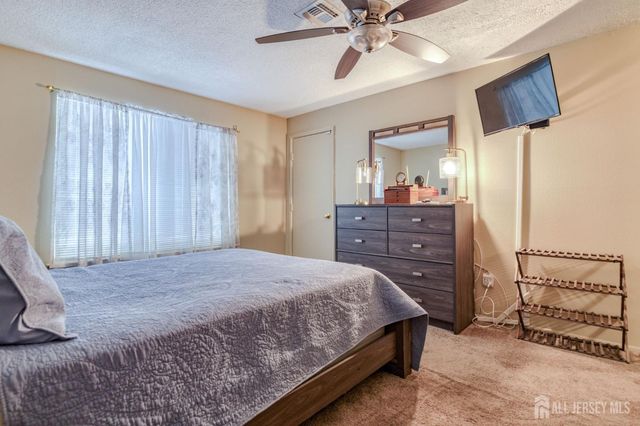 110-C Chatham Drive, Monroe, NJ 08831