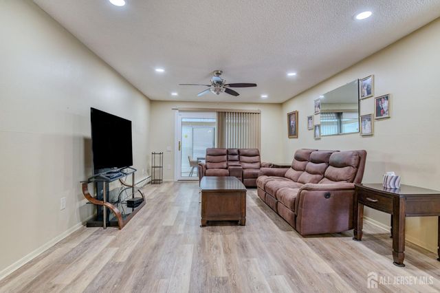 110-C Chatham Drive, Monroe, NJ 08831