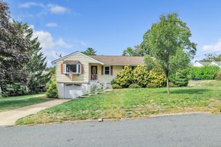 47 Victory Street, Shelton, CT 06484