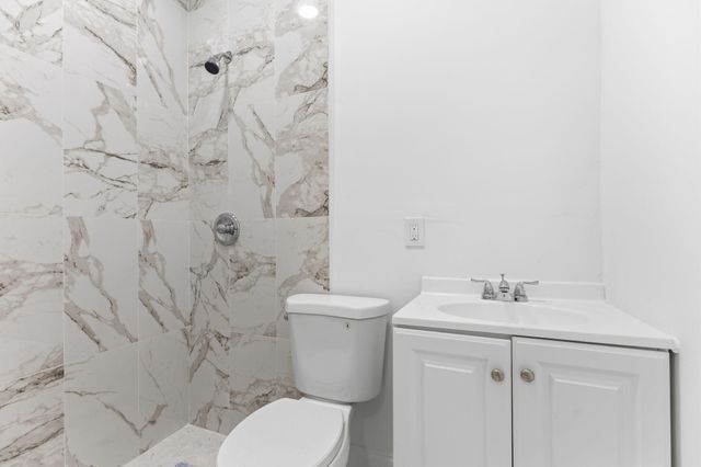 1410 NW 1st Court, Boynton Beach, FL 33435