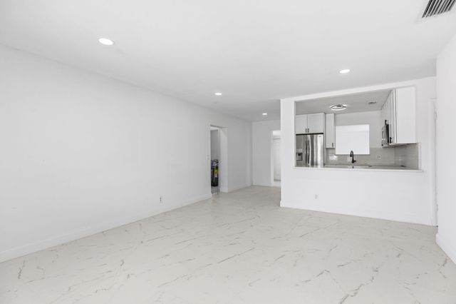 1410 NW 1st Court, Boynton Beach, FL 33435