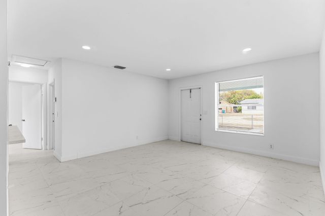 1410 NW 1st Court, Boynton Beach, FL 33435