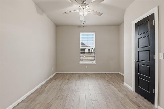 1147 Colonial Avenue, Tuttle, OK 73089