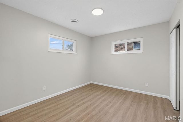 9225 Corregidor Avenue, St Louis, MO 63134