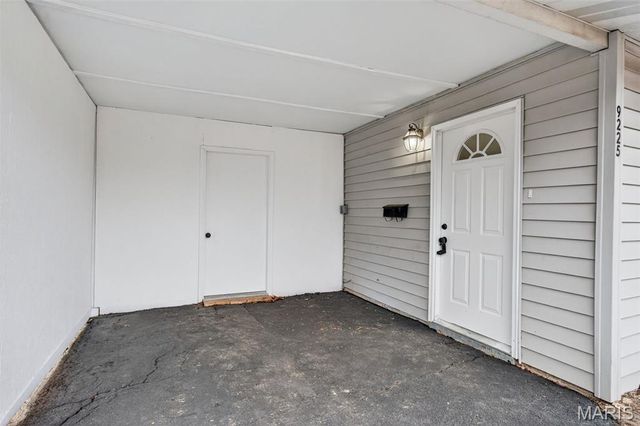 9225 Corregidor Avenue, St Louis, MO 63134