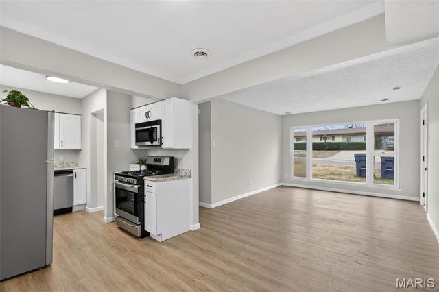 9225 Corregidor Avenue, St Louis, MO 63134