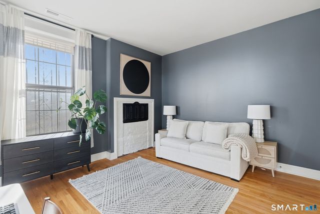 34 Charter Oak Place 1, Hartford, CT 06183