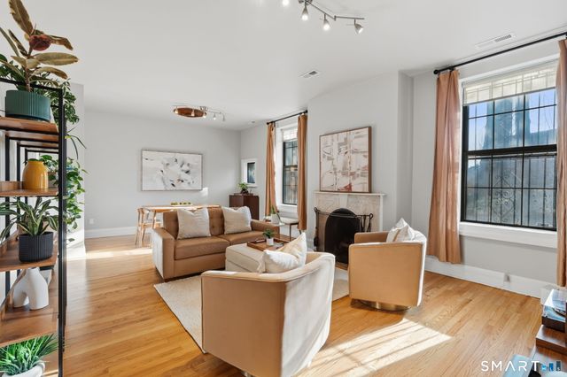 34 Charter Oak Place 1, Hartford, CT 06183